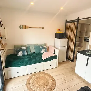 F2/4 Pers Plage-commerces A Pieds-parking Prive Appartement Saint Aygulf